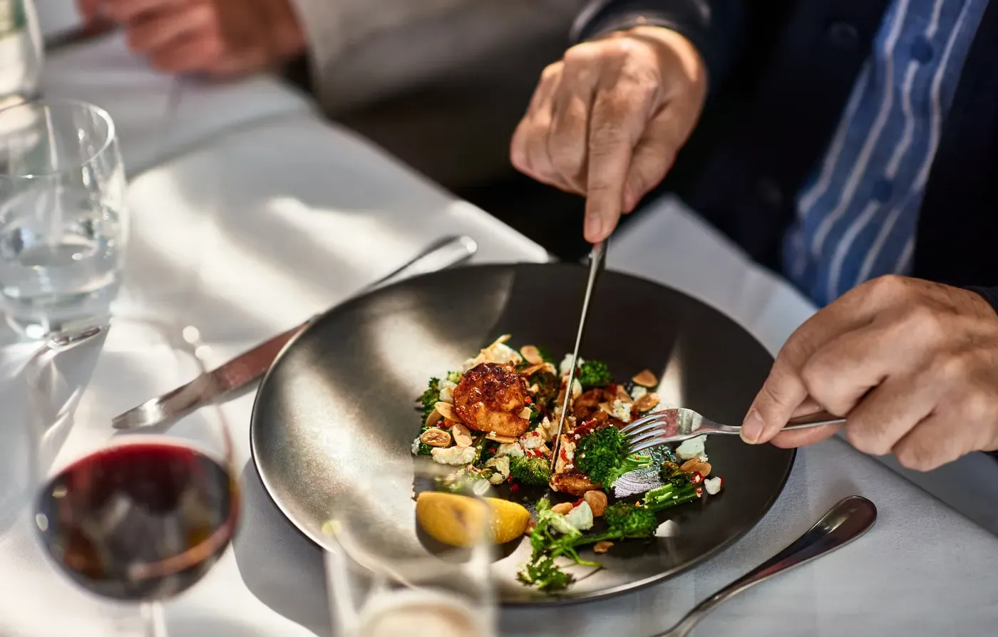 Food and beverage service experience